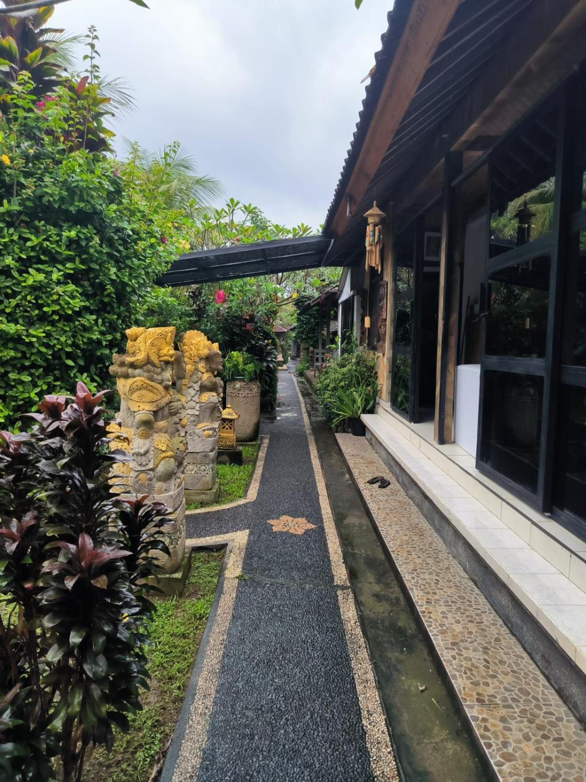 Villa Yoga House Bali Ubud Zimmer foto
